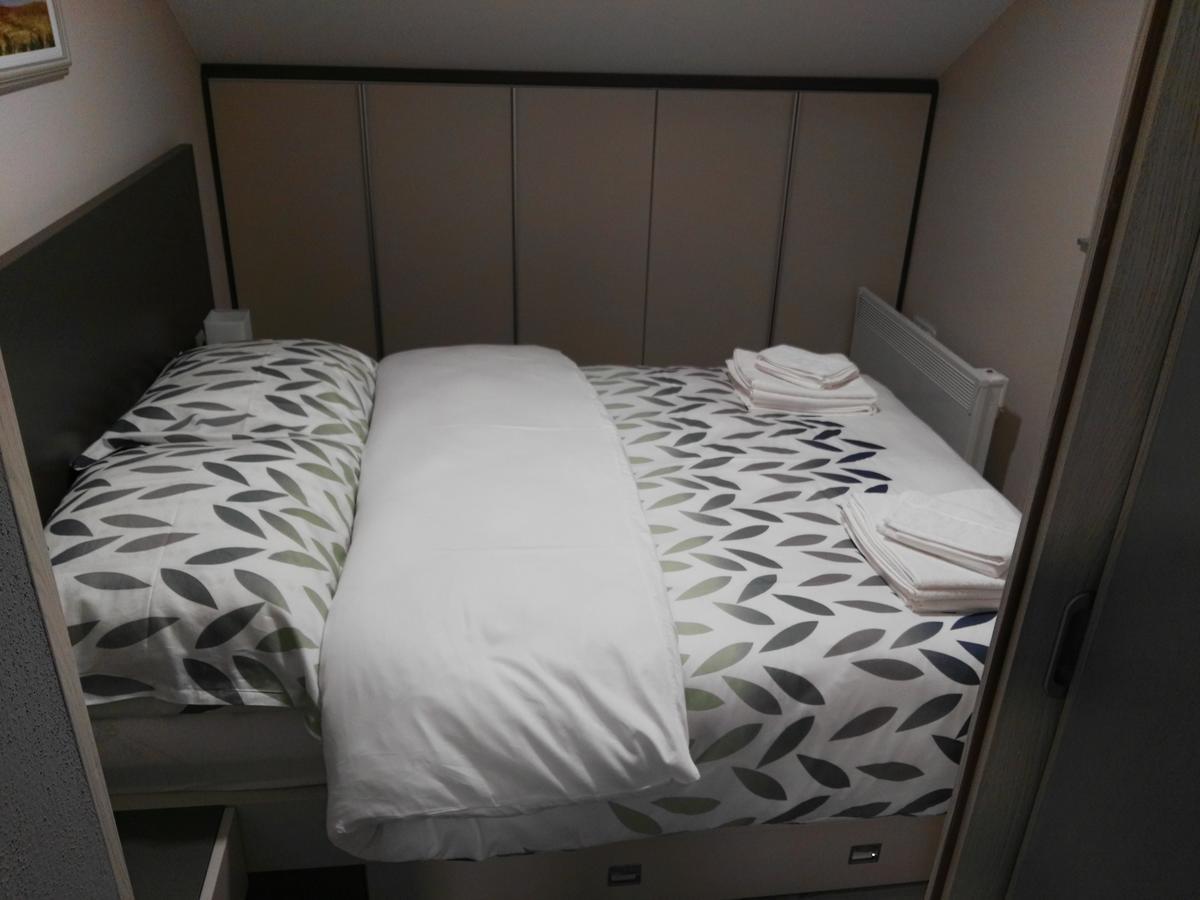 Apartmani Janjic バニャ・ルカ エクステリア 写真